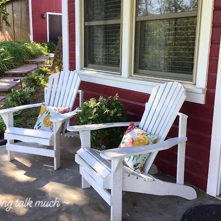 Plain & Fancy Bed & Breakfast Ironton 외부 사진
